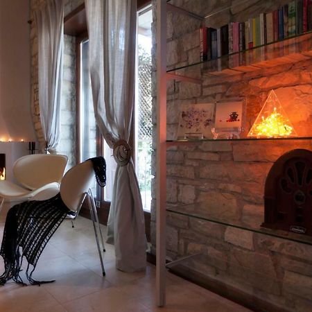Parathalasso Villas 모나스시라키 외부 사진