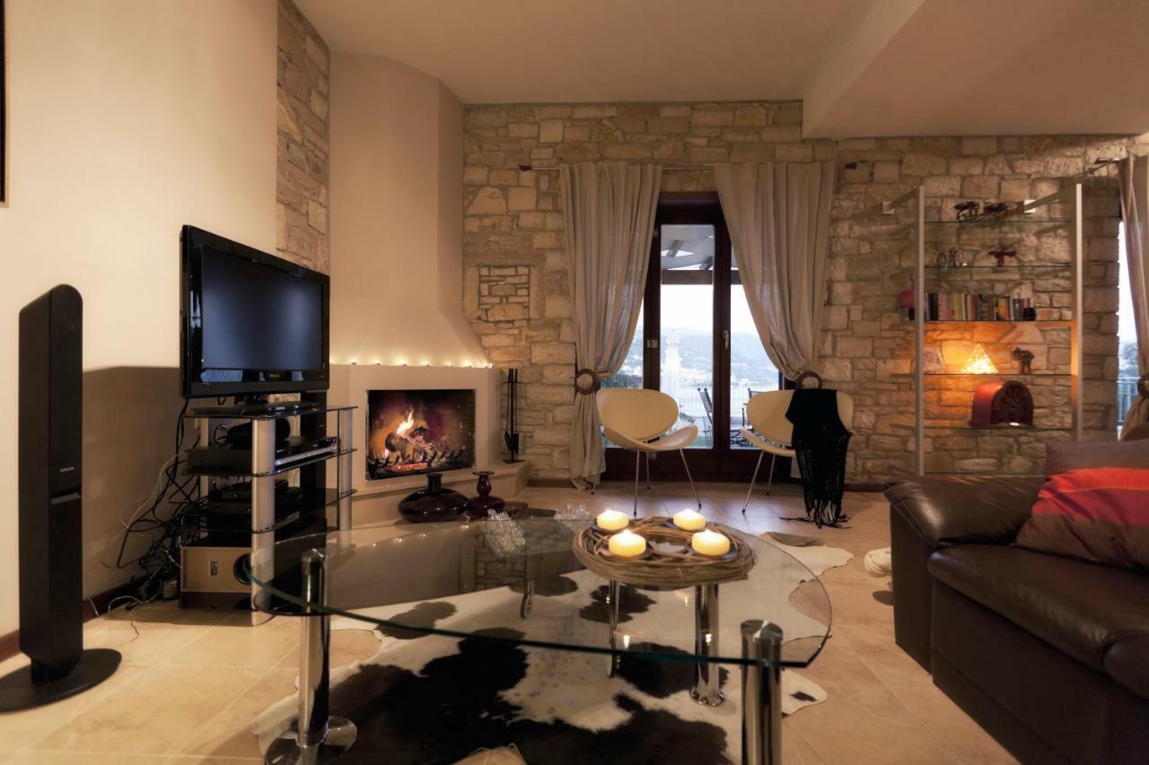 Parathalasso Villas 모나스시라키 외부 사진
