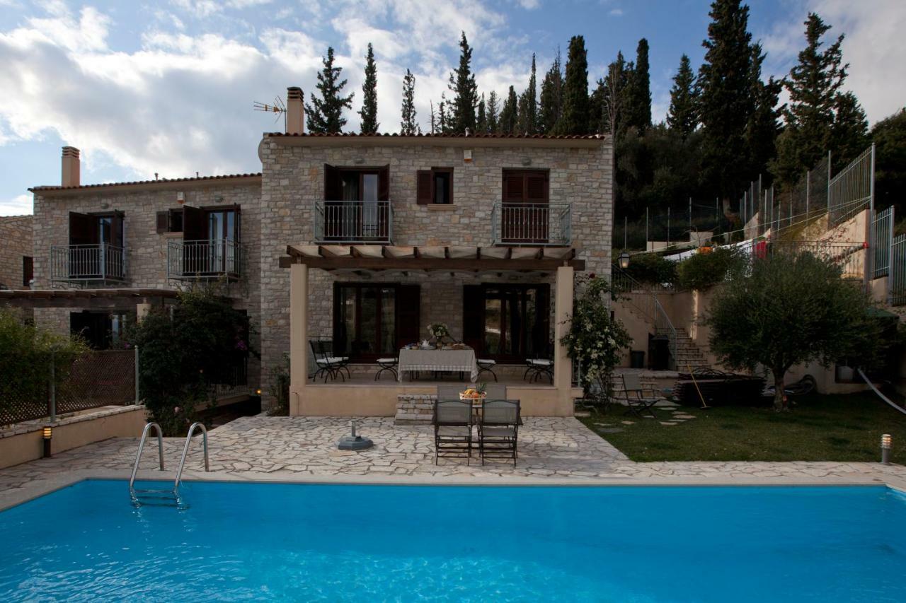 Parathalasso Villas 모나스시라키 외부 사진