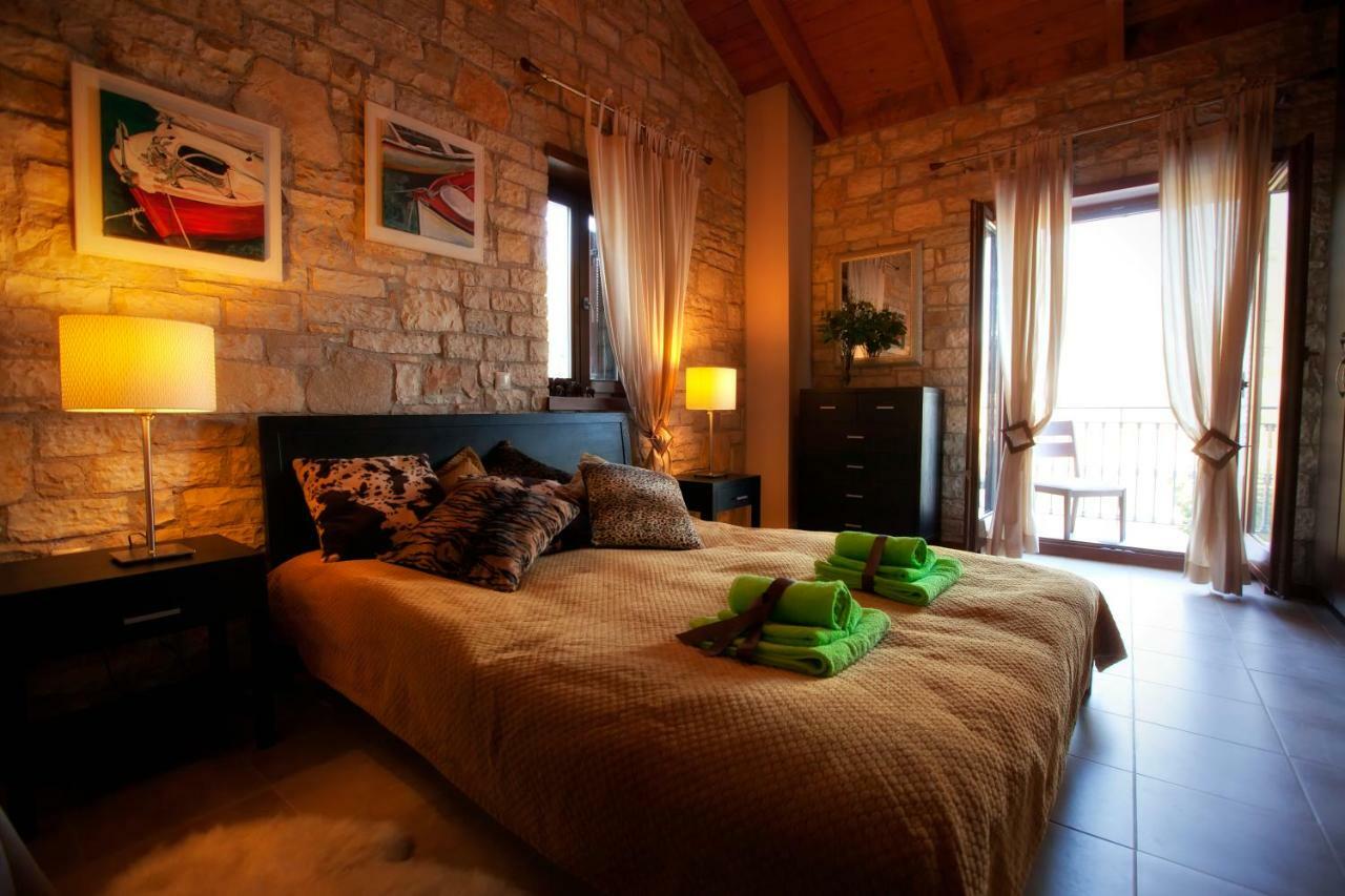 Parathalasso Villas 모나스시라키 외부 사진