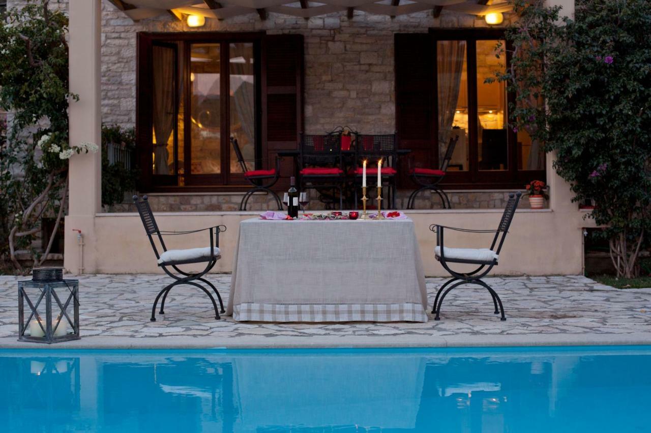 Parathalasso Villas 모나스시라키 외부 사진